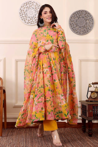  Multi Color Georgette Weightless Degital Printed Kurti Pant With Dupatta_Kumari Sarees