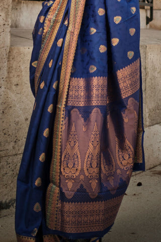 Navy Blue Soft Silk Handloom Weaving Saree_Kumari Sarees