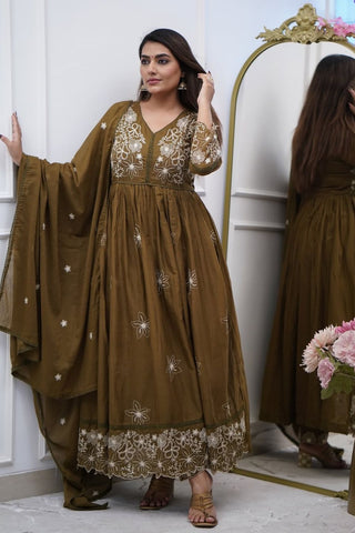 Olive Green Cotton Silk Embroidered Kurta Set_Kumari Sarees