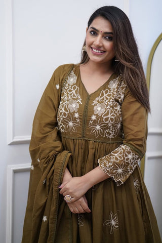 Olive Green Cotton Silk Embroidered Kurta Set_Kumari Sarees