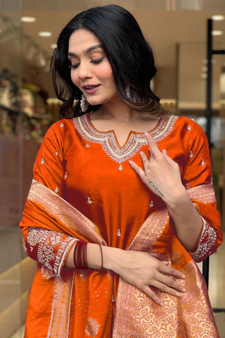 Orange Georgette Weightless Digital Printed Kurta Pant With Dupatta_Kumari Sarees