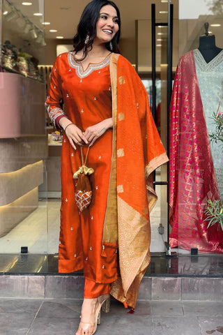 Orange Georgette Weightless Digital Printed Kurta Pant With Dupatta_Kumari Sarees