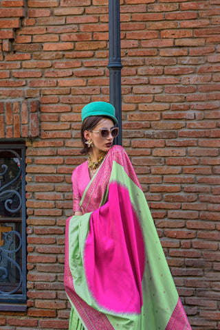 Pink & Green Soft Silk Handloom Weaving Saree