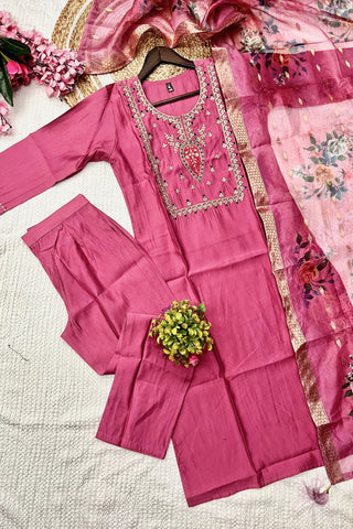 Pink Viscose Chanderi Jacquard Embroidery Kurta Set_Kumari Sarees