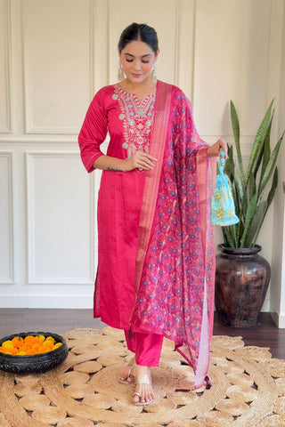 Chanderi & Organza Embroidered Butti Dupaata Set_Kumari Sarees