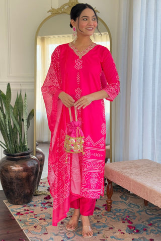 Viscose Gadhwal France Crepe Chinon Embroidery Kurta Set_Kumari Sarees