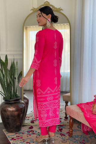 Viscose Gadhwal France Crepe Chinon Embroidery Kurta Set_Kumari Sarees