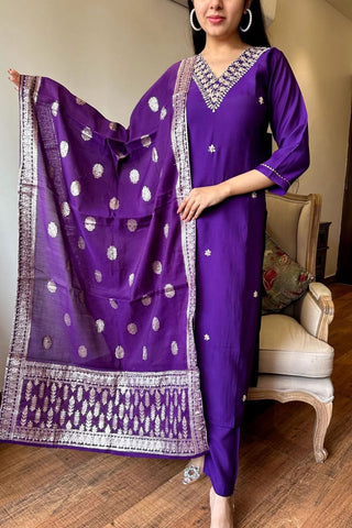 Purple Chanderi Jaccard Silk Embroidery Kurta Set_Kumari Sarees