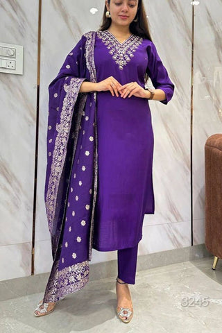 Purple Embrodairy Stright Kurta Set With Jacquard Dupatta Set_Kumari Sarees