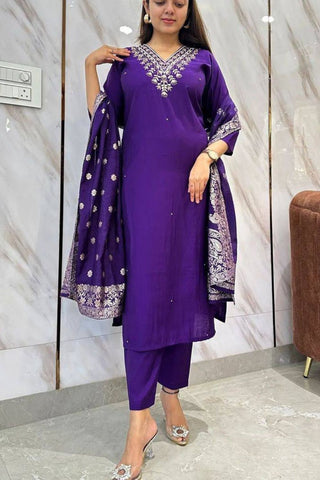 Purple Embrodairy Stright Kurta Set With Jacquard Dupatta Set_Kumari Sarees