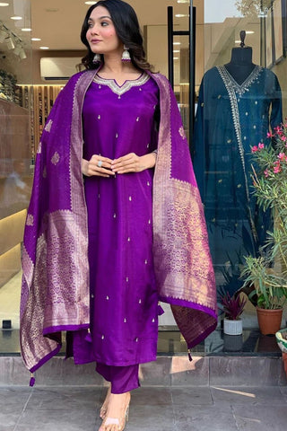 Purple Georgette Weightless Digital Printed Kurta Pant With Dupatta_Kumari Sarees