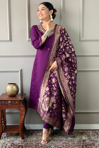 Wine Chanderi Jaccard Silk Embroidery Kurta Set.