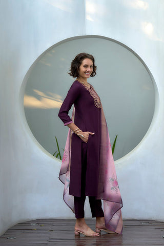 Purple Organza Butti With Embroidery Kurta Set_Kumari Sarees