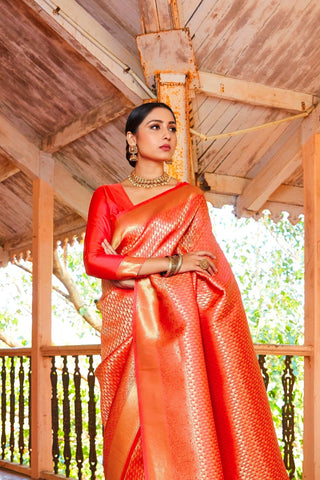 Red Handloom Weaving Saree