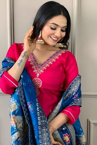 Red Pure Viscose Chanderi Embroidered Kurta Set_Kumari Sarees