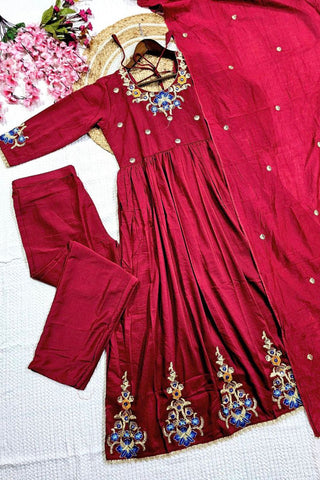 Red Viscose Chanderi With Embroidered Kurta Set_Kumari Sarees