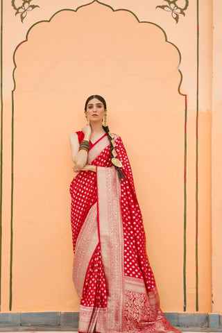 RED NYLON HADNLOOM WEAVING SAREES