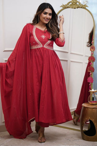 Red Muslin Cotton With Embroidered Kurta Set_Kumari Sarees