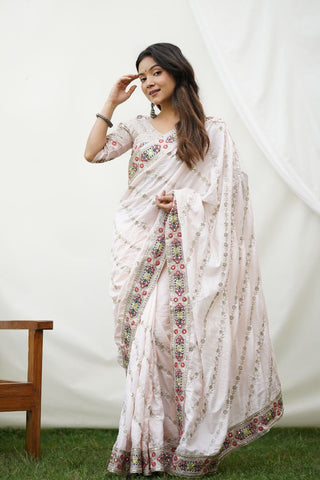 WHITE GEORGETTE SILK SAREE