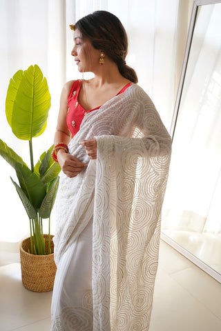 WHITE GEORGETTE SILK SAREE