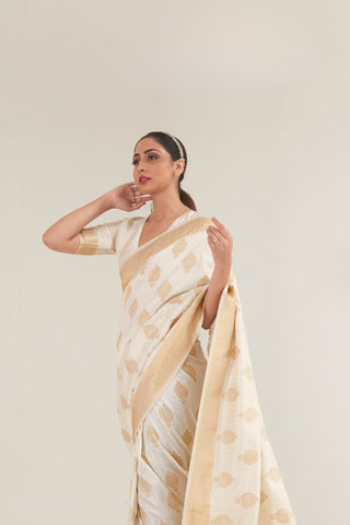 WHITE KANJEEVARAM HANDLOOM WEAVING SILK SAREE