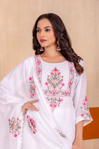 White Georgette With Embroidery Work Kurta Set