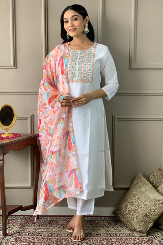 White Viscose Zari Chanderi Embroidery Kurta Set_Kumari Sarees