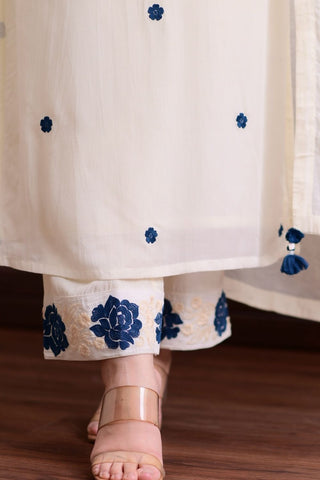 White Viscose With Embroidery Kurta Set_Kumari Sarees