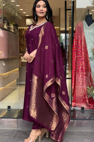 Multi Color Georgette Weightless Degital Printed Kurti Pant With Dupatta_Kumari Sarees