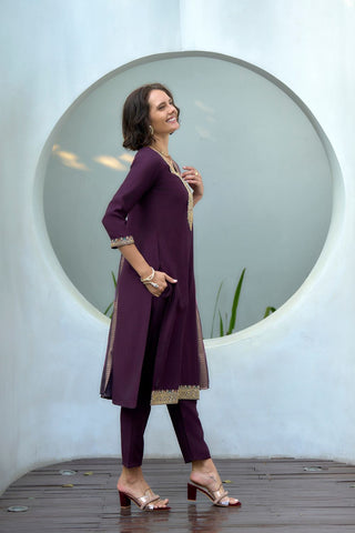 Dark Purple Chanderi Butti With Embroidery Kurta Set_Kumari Sarees