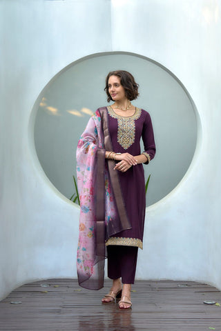 Dark Purple Chanderi Butti With Embroidery Kurta Set_Kumari Sarees