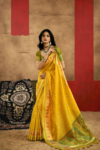 Yellow Patola Handloom Weaving Silk Saree_Kumari Sarees