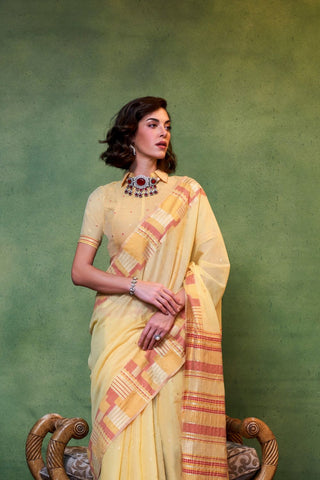 Yellow Spun Handloom Weaving Silk Saree