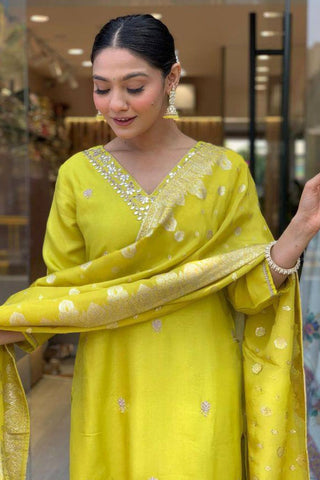 Yellow Viscose Chanderi Jacquard Embroidery Kurta Set_Kumari Sarees
