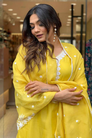 Yellow Georgette Pure Russian  Embroidered Silk Kurta Set_Kumari Sarees