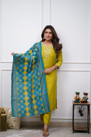 Yellow Women Embroidered Chanderi Silk Kurta set_Kumari Sarees