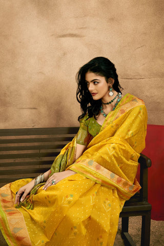 Yellow Patola Handloom Weaving Silk Saree_Kumari Sarees