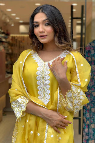 Yellow Georgette Pure Russian  Embroidered Silk Kurta Set_Kumari Sarees