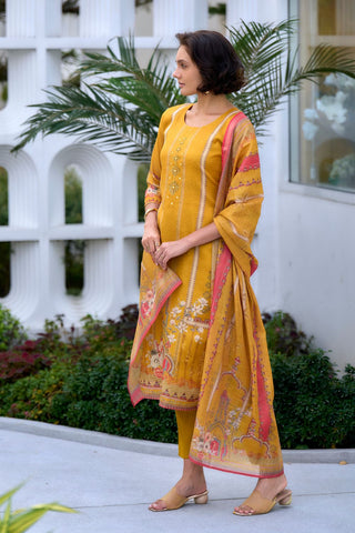 Yellow Vatican Silk Blend With Embroidery Kurta Set_Kumari Sarees